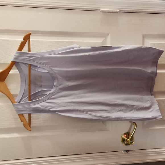 * CLEARANCE* GAIAM Warrior Seamless Tank Top - Picture 1 of 4